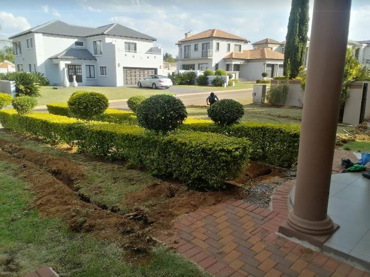 Manual irrigation installation